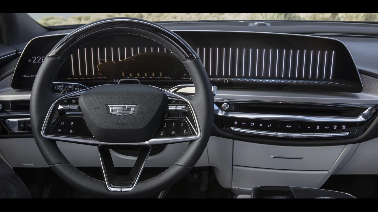 Cadillac Lyriq — cockpit visualization